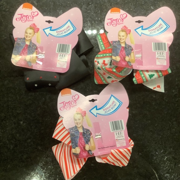 JoJo Siwa Set of 3 Clip-On 8 Inch Girl's Bows - Picture 2 of 6
